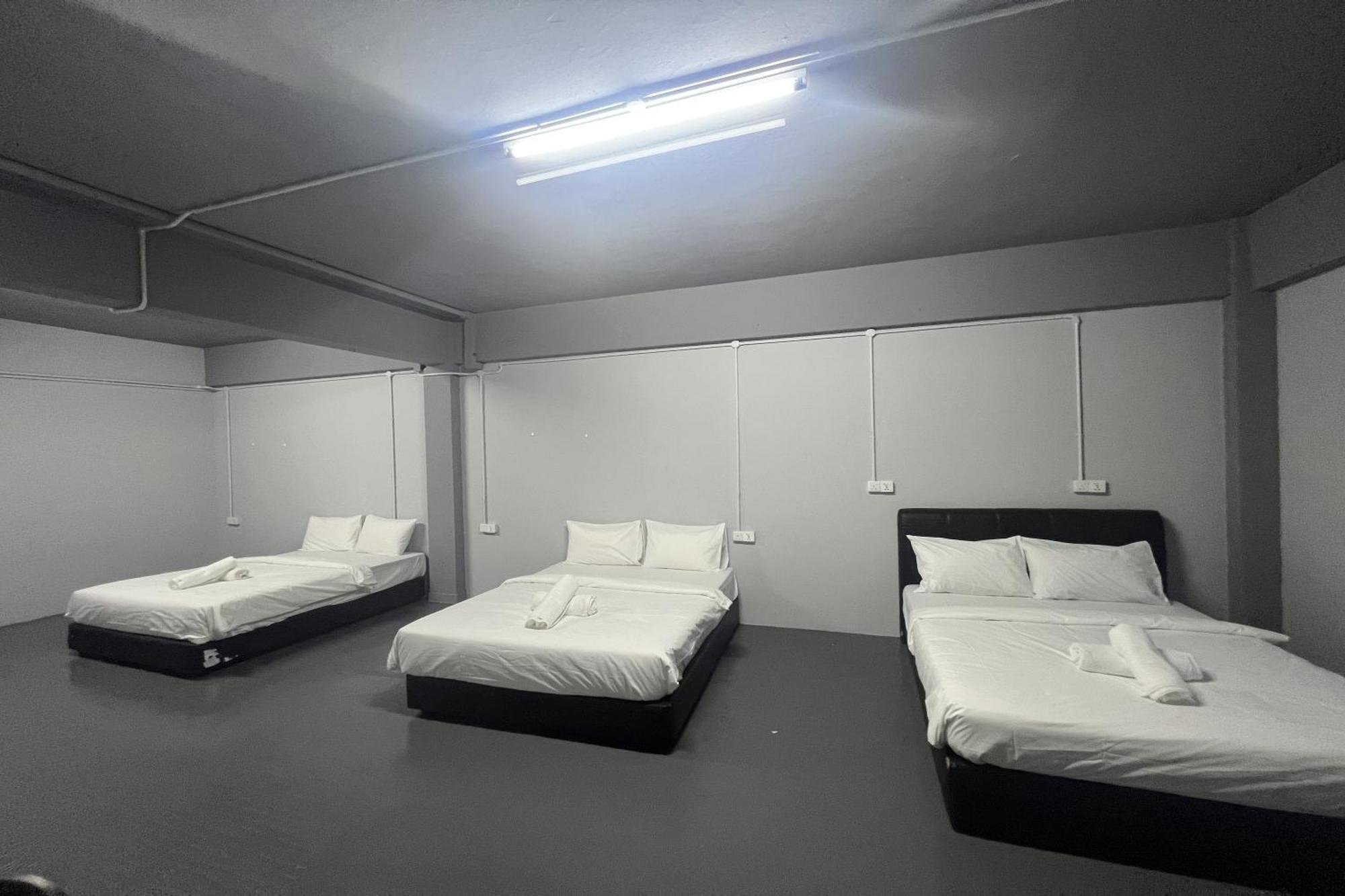 Makotel Hostel イポー エクステリア 写真