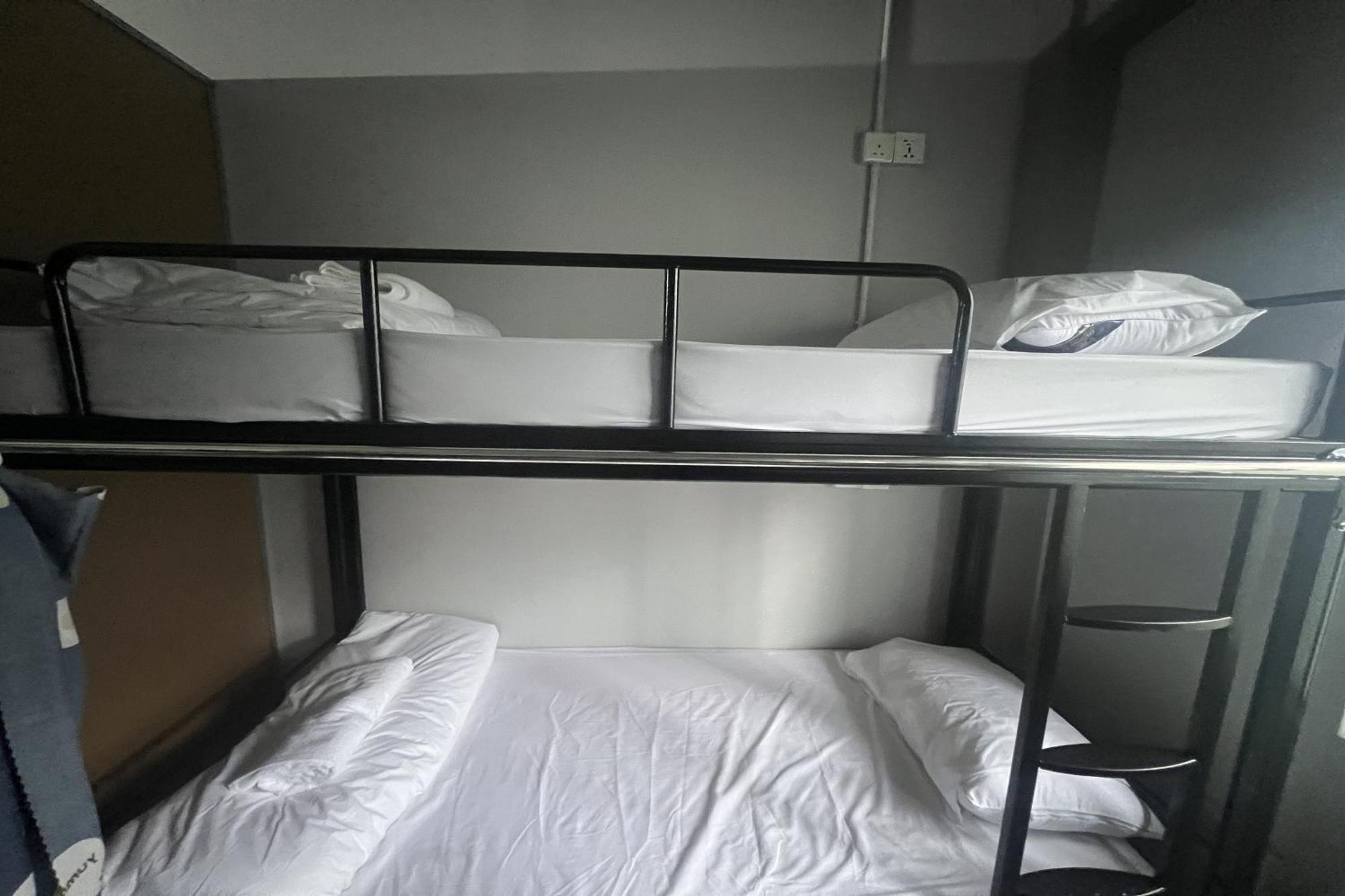 Makotel Hostel イポー エクステリア 写真
